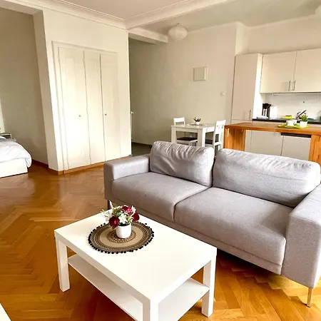 Apartamento 8 Min De La Gare De *